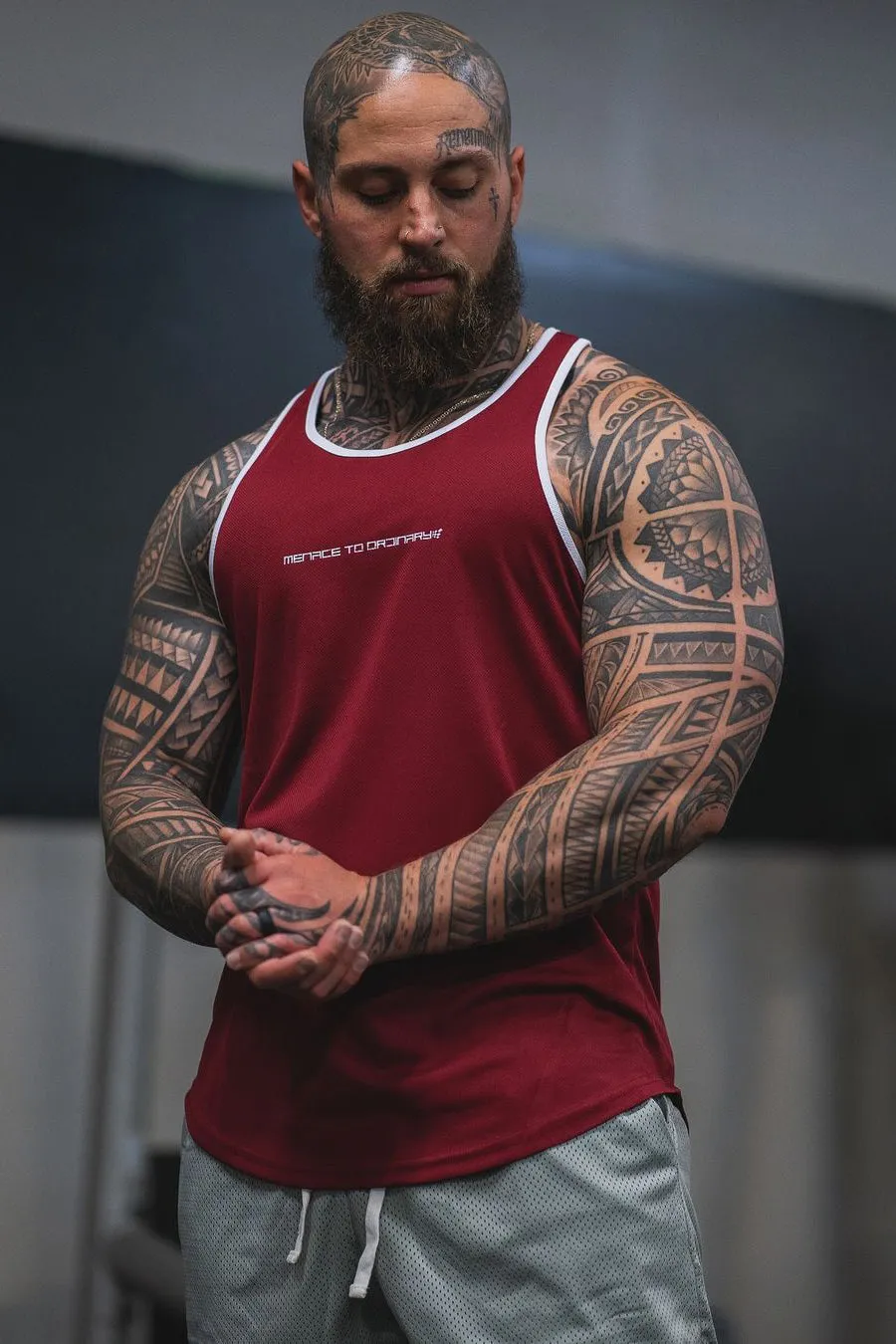 Fast-Dry Bodybuilding Workout Stringer - Maroon & White