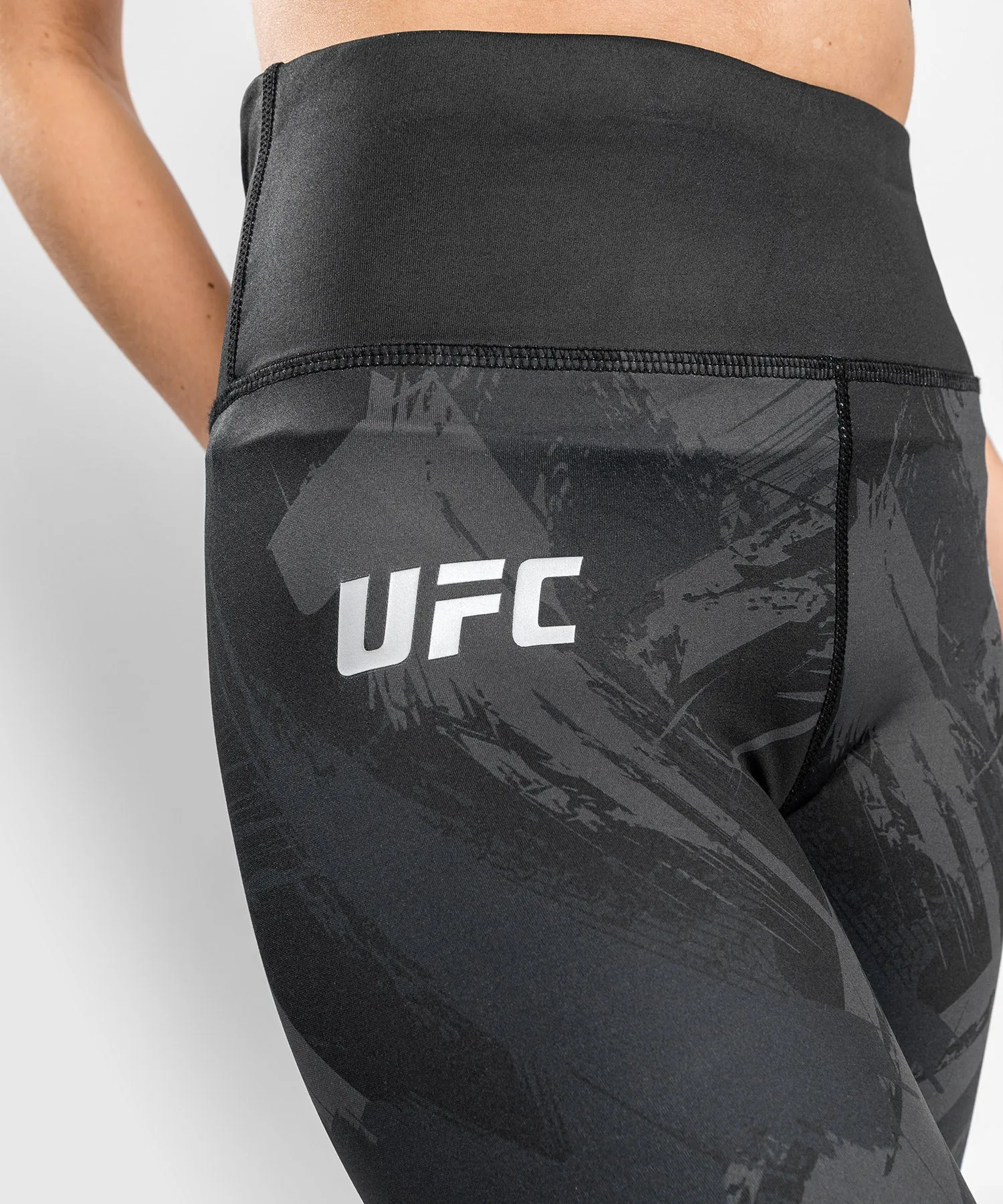 UFC Venum Authentic Fight Week 2.0 Women’s Performance Tight - Black